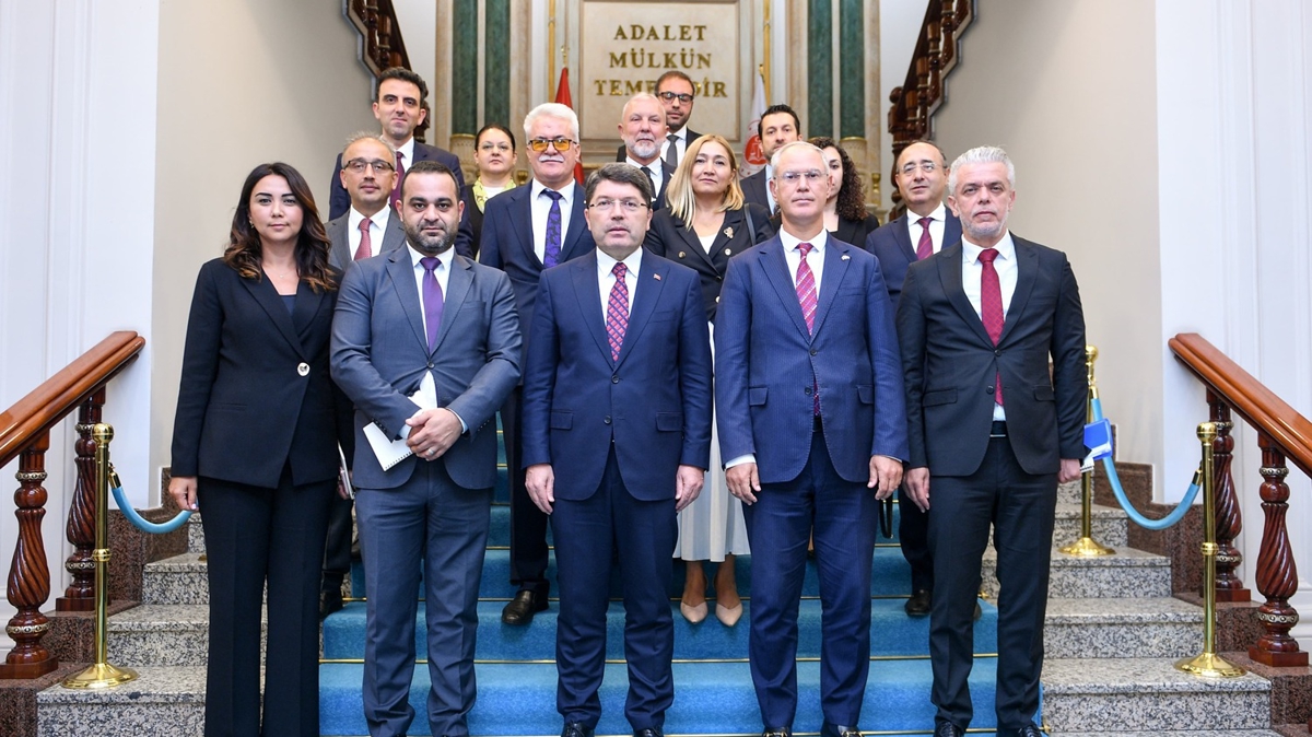 Adalet Bakan Tun KKTC Meclisi heyetini kabul etti 