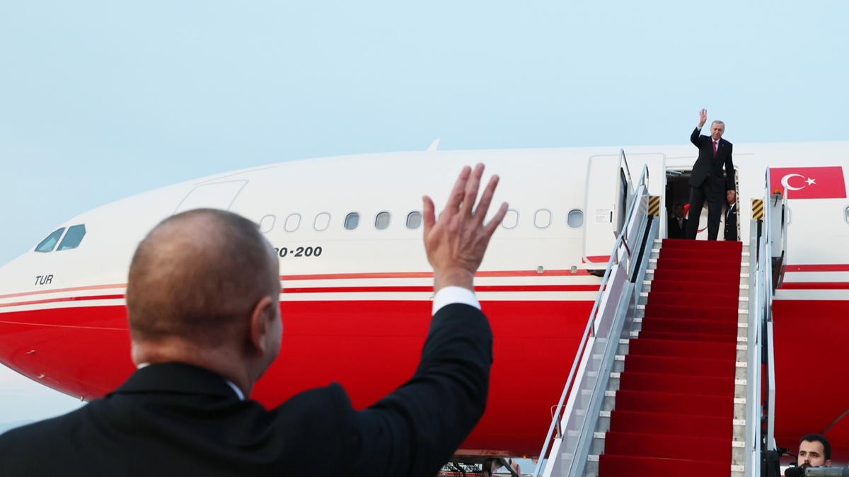 Cumhurbakan Erdoan, Nahvan'dan ayrld 