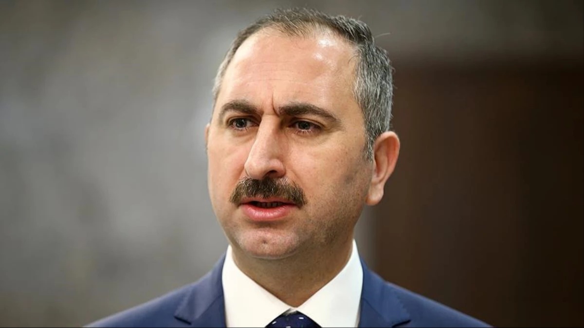 AK Parti Grup Bakanvekili Gl: armz tm partilere; gelin bu anayasay beraber yapalm
