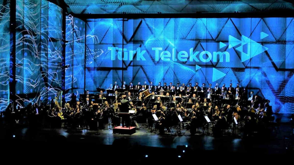 Türk Telekom, Beyoğlu Kültür Yolu Festivali kapsamında AKM'de yeni etkinlikler düzenleyecek