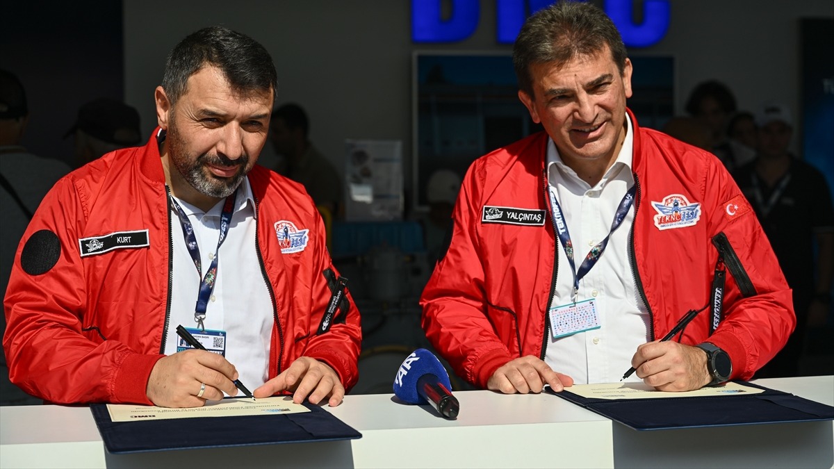 mzalar TEKNOFEST zmir'de atld: Savunmada yerli sanayiyi glendirecek g birlii