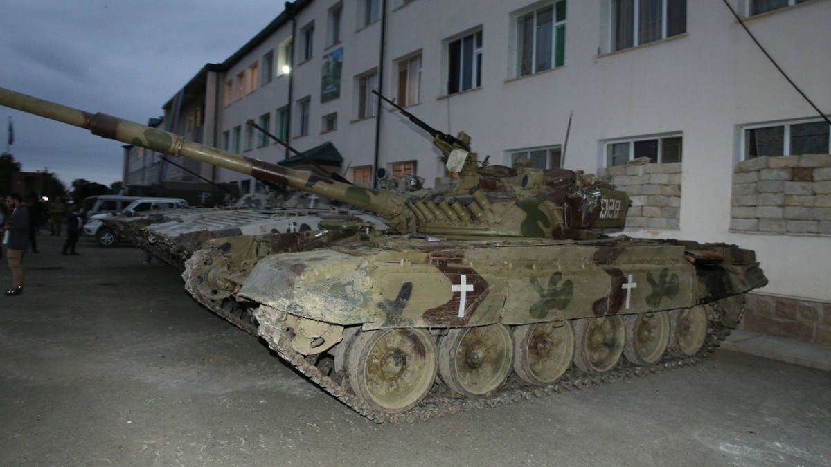 Szde devletin varl sona erdi! Kendilerini feshettiler