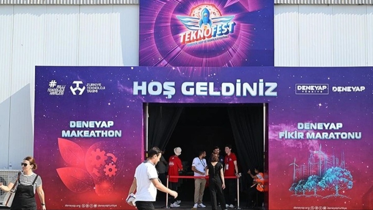 TEKNOFEST İzmir'deki ''Deneyap Fikir Maratonu''nda final başladı