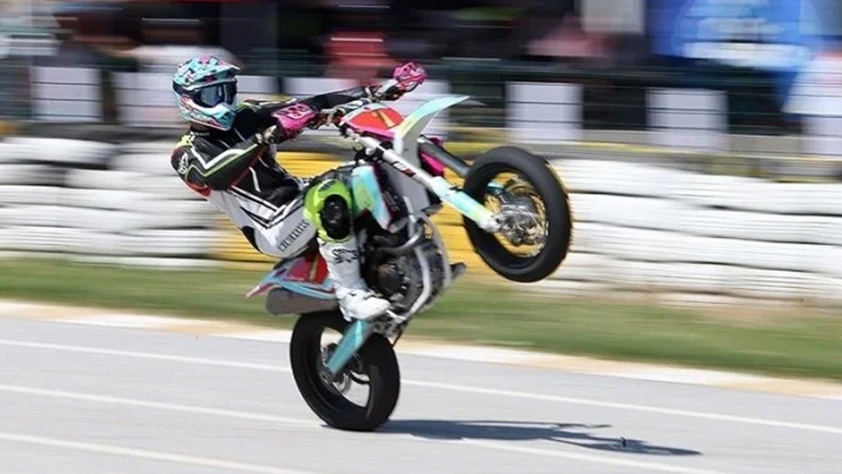 Spermoto ampiyonas tamamland