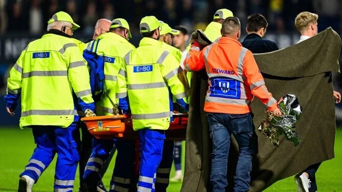 Waalwijk - Ajax ma yarda kald!  