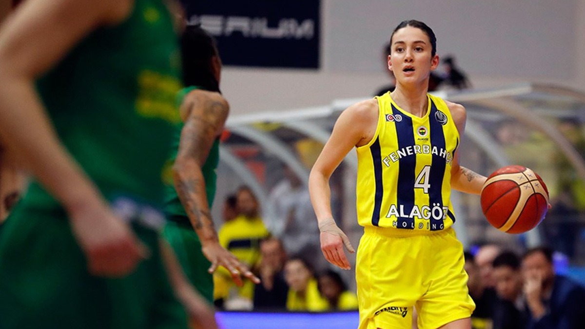 Fenerbahe Alagz Holding Avrupa servenine balyor