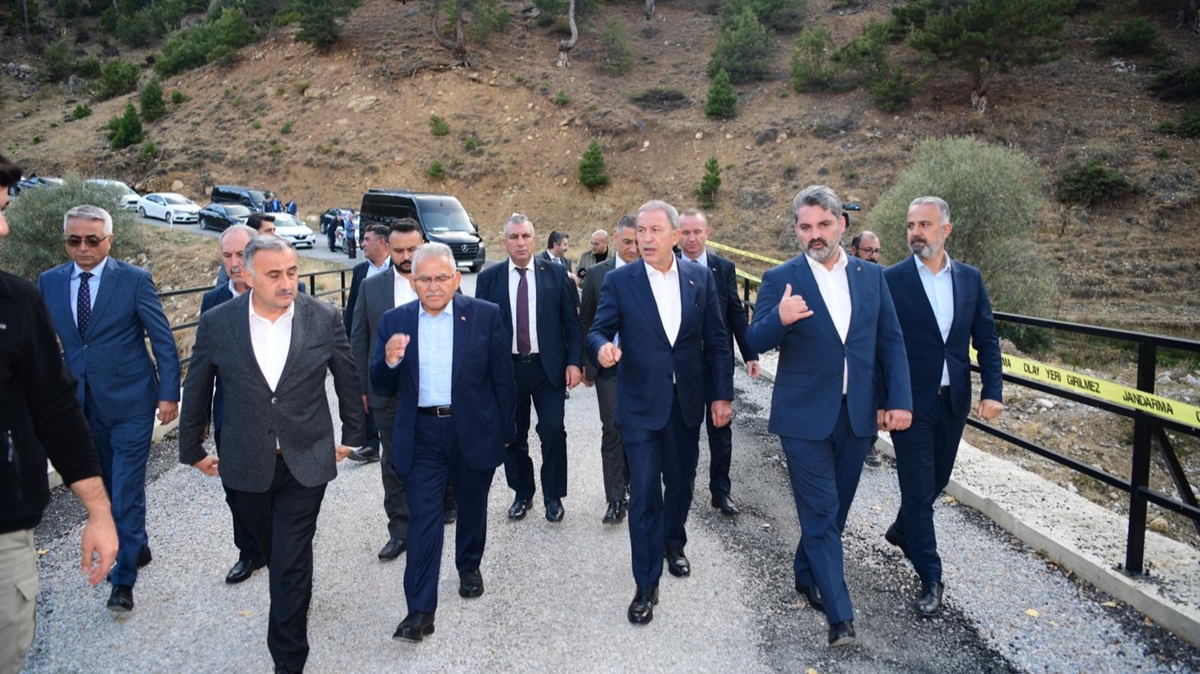Akar'dan ehit Bozlaan'n ailesine taziye ziyareti