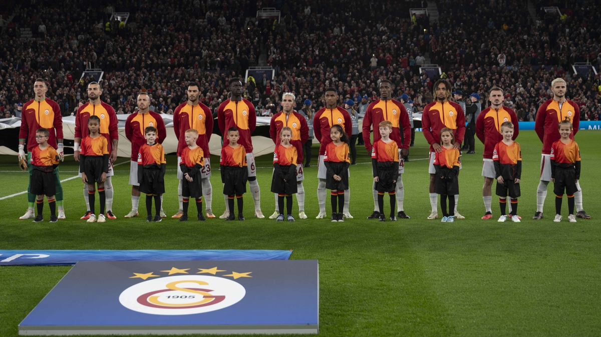Ma sonucu: Manchester United 2-3 Galatasaray