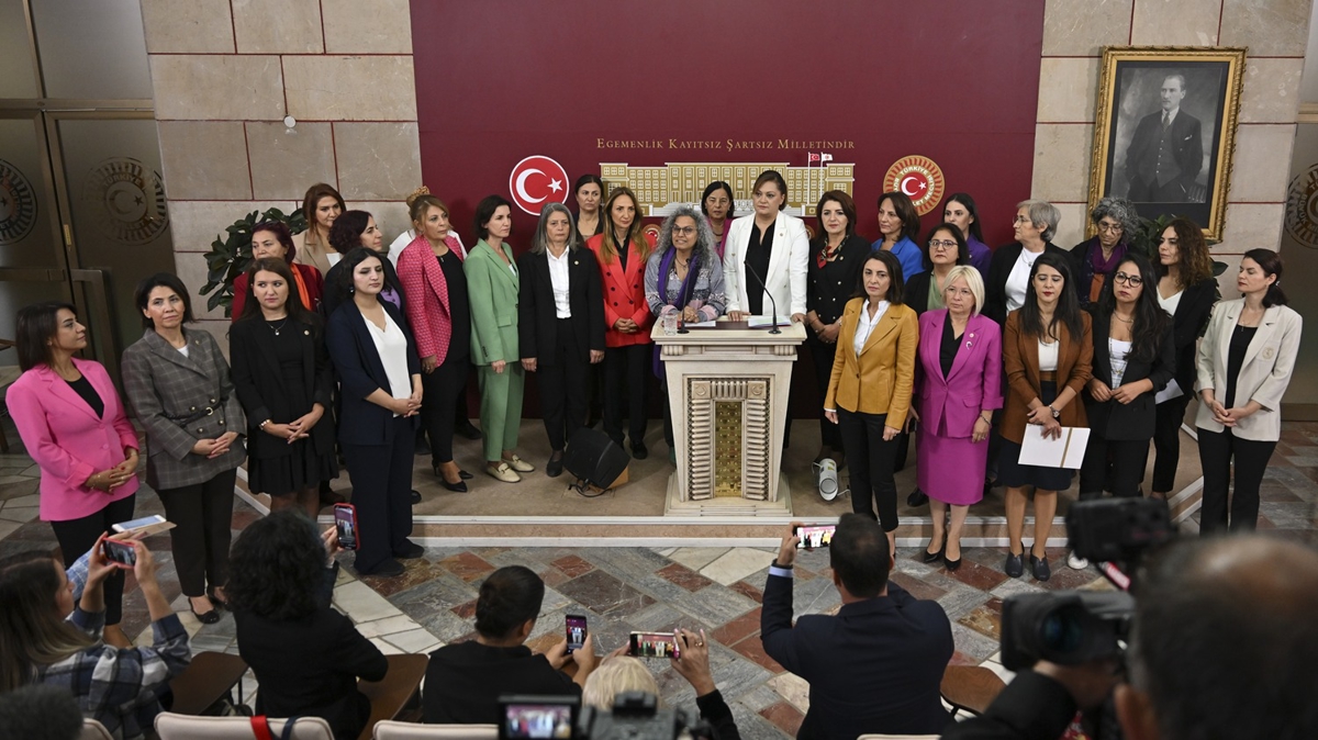 CHP ile Yeil Sol'dan Meclis'te LGBT ittifak