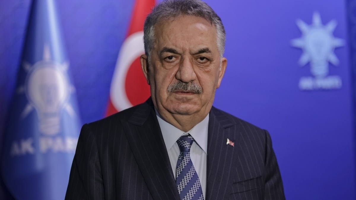 AK Partili Yazc'dan yeni anayasa iin referandum mesaj: Milletin onayndan gemesi gerekir