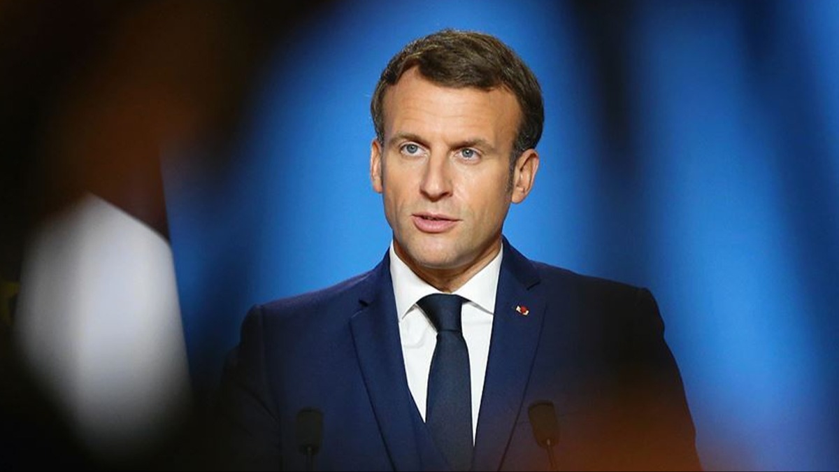 Macron: Trkiye'nin de katlmyla 3. Badat Konferans'nn dzenlenmesini umuyorum