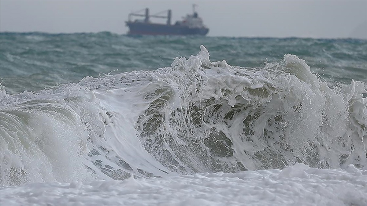 Deprem sonras Japonya'da tsunami uyars