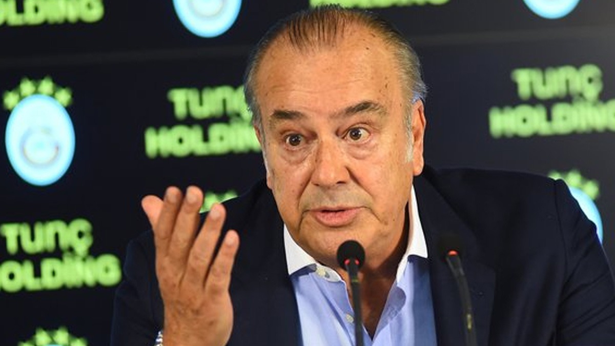 Cemal zgrkey, Galatasaray'daki grevini brakt