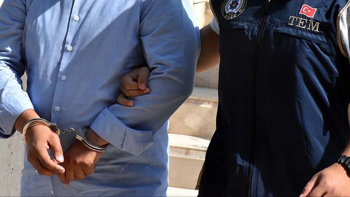 DEA'a finansman salayan 3 kii yakay ele verdi