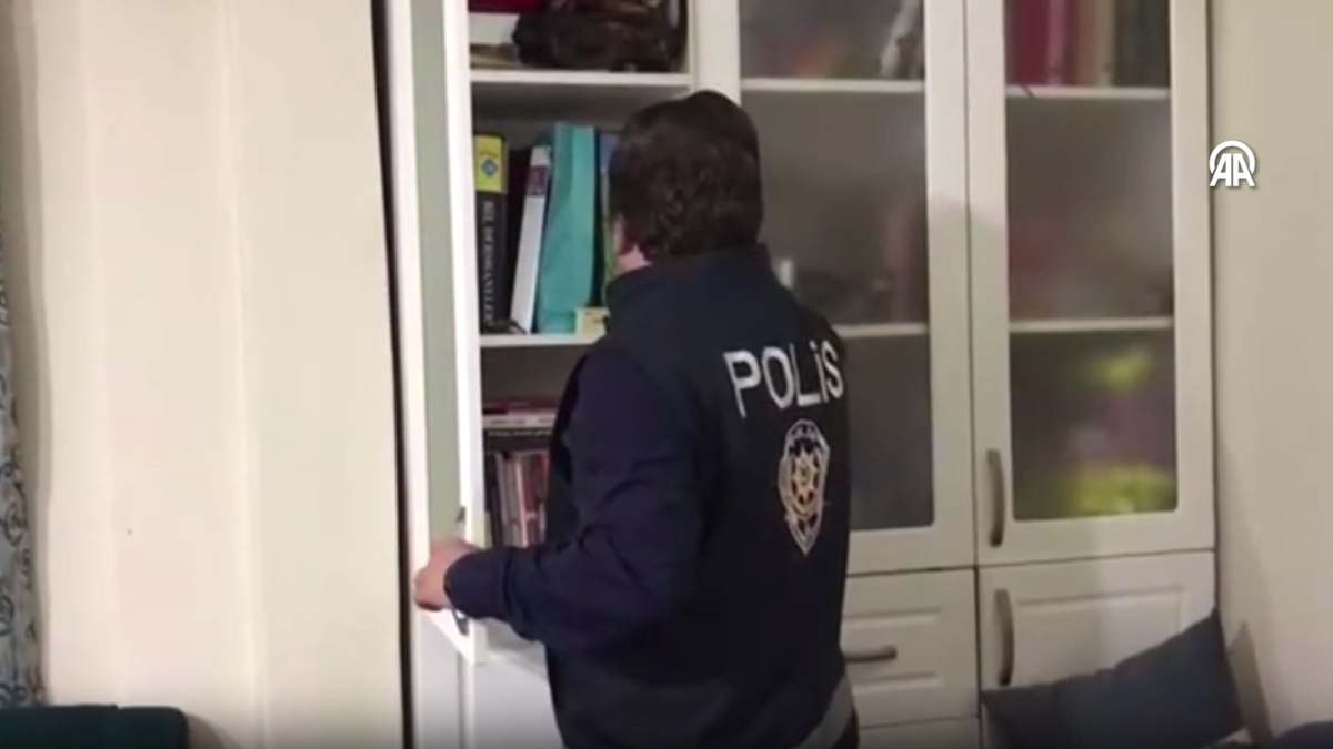 �stanbul merkezli doland�r�c�l�k operasyonu