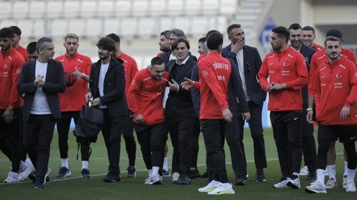 A Milli Futbol Takm, Opus Arena'da yry yapt
