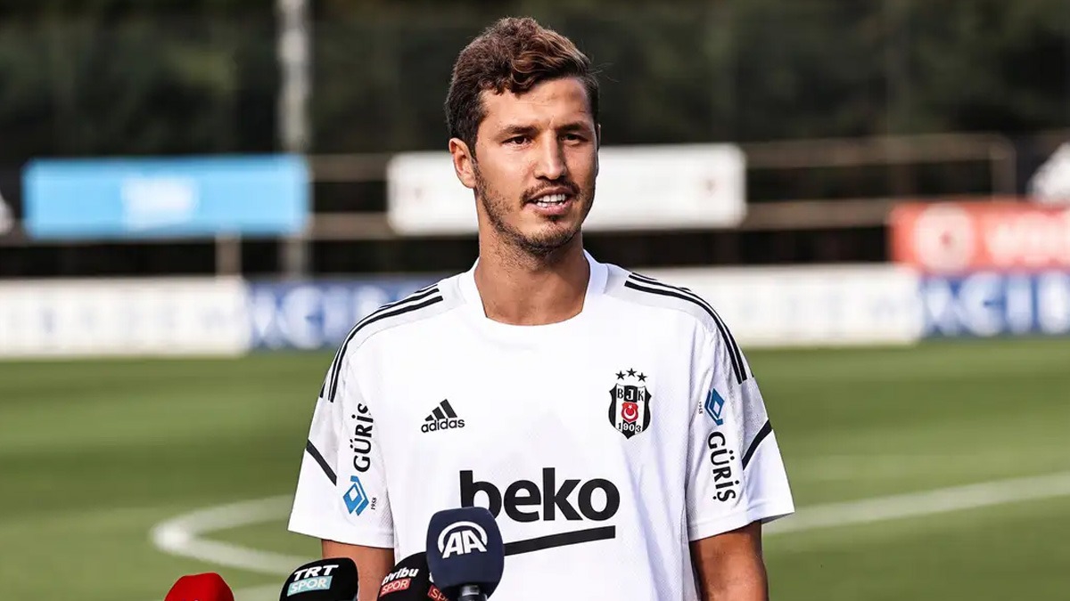 Salih Uan performans ile tam not ald