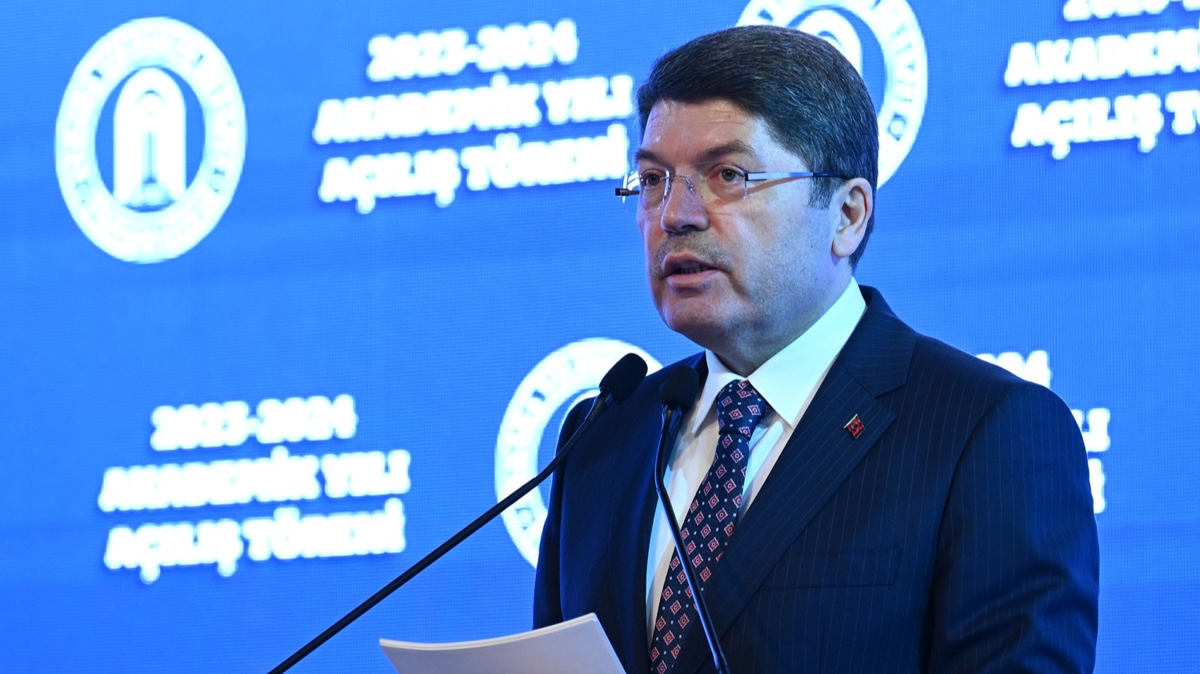 Bakan Tunç: Sivil, özgürlükçü bir Anayasa yapılması konusunda kararlıyız 