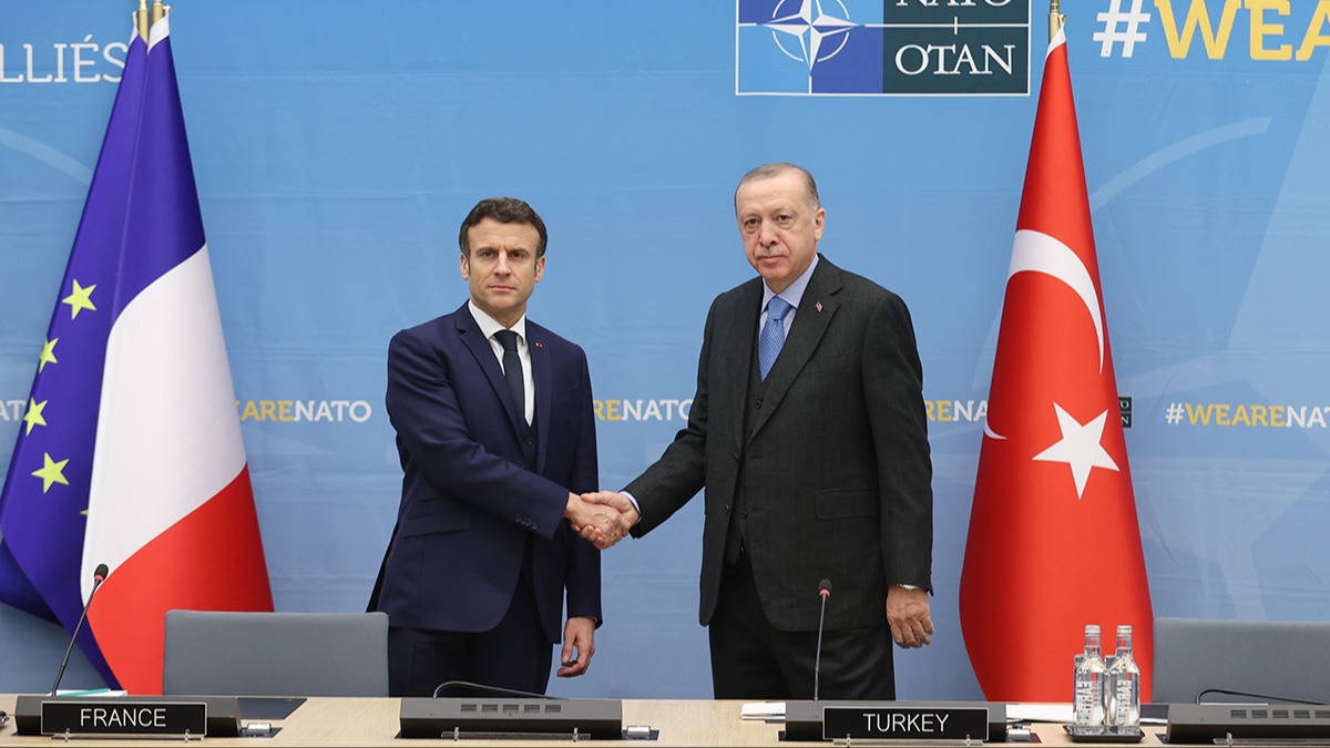 Bakan Erdoan'dan Macron'a ''Batl lkeler'' uyars: Bara hizmet etmeyen abalardan uzak durulmal