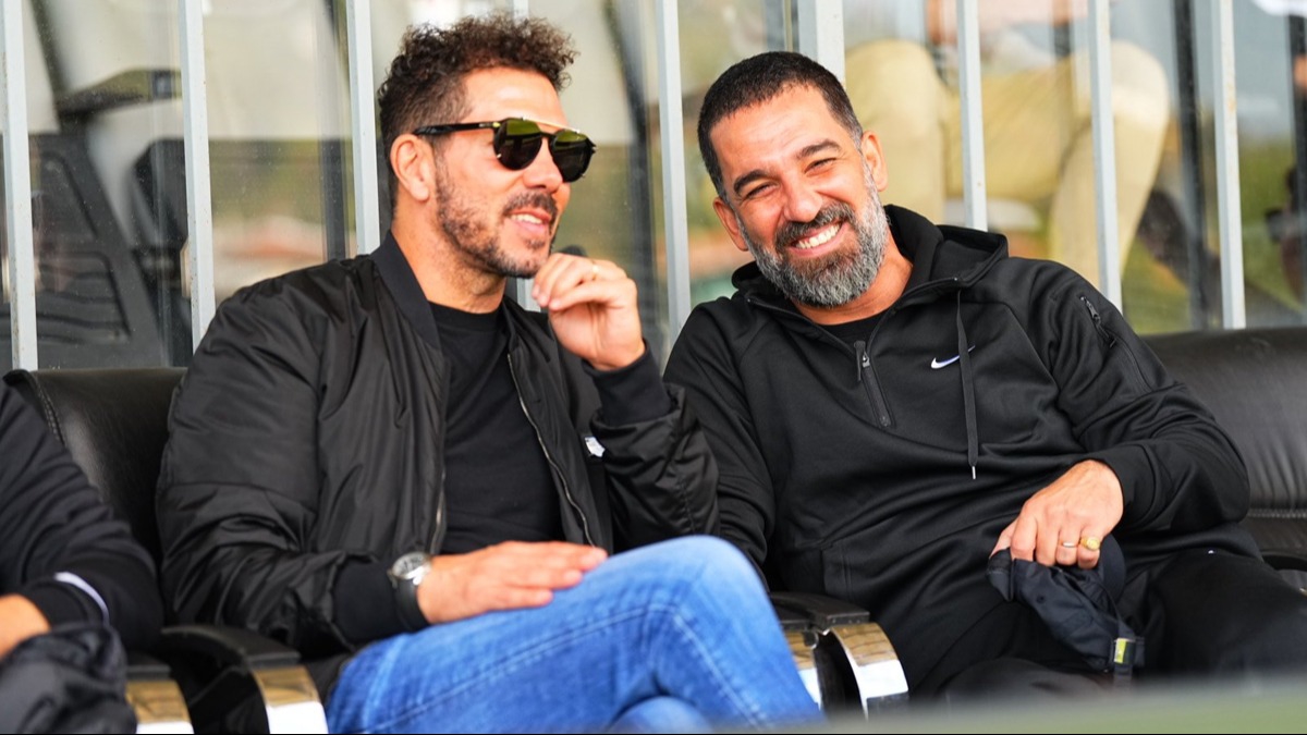 Diego Simeone eski rencisi Arda Turan'n takm Eypspor'u ziyaret etti