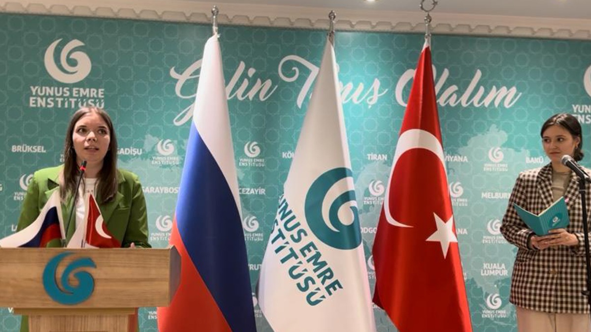 Trk ve Rus medya temsilcileri Moskova Yunus Emre Enstitsnde bir araya geldi