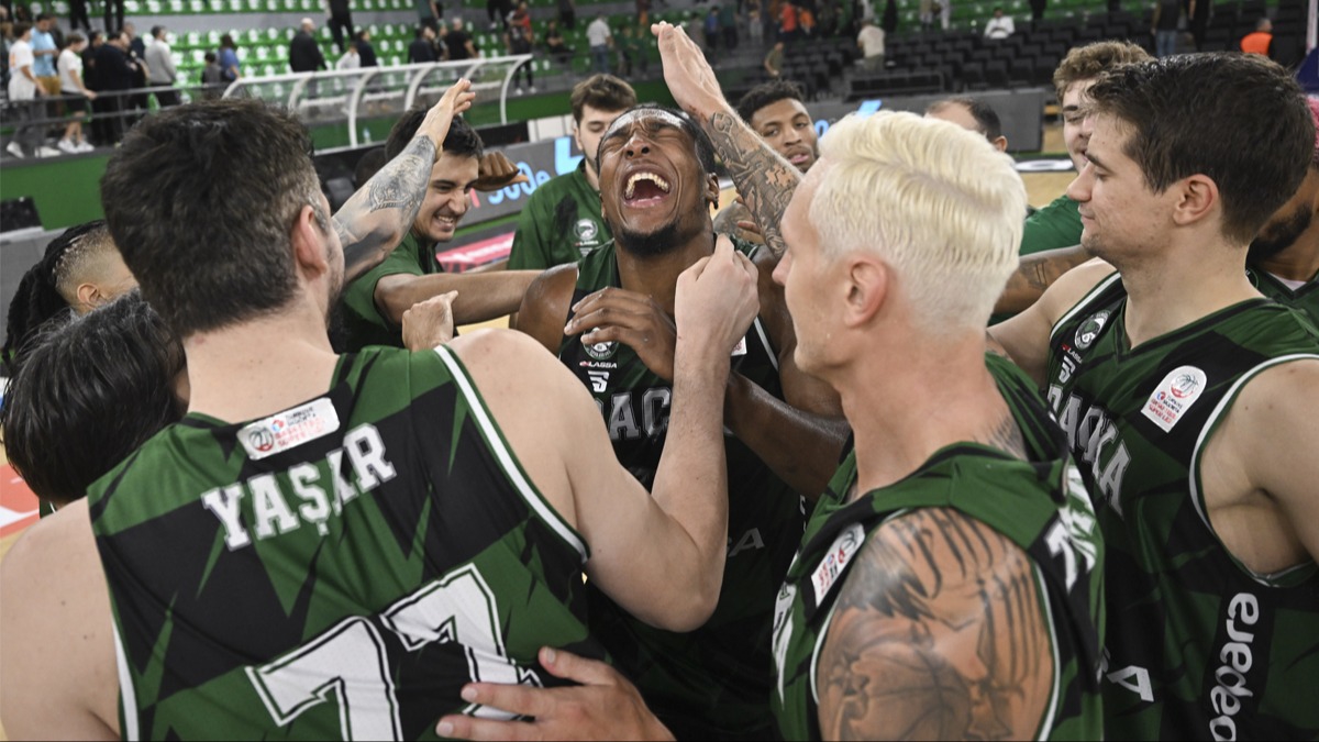 Daka evinde galip!