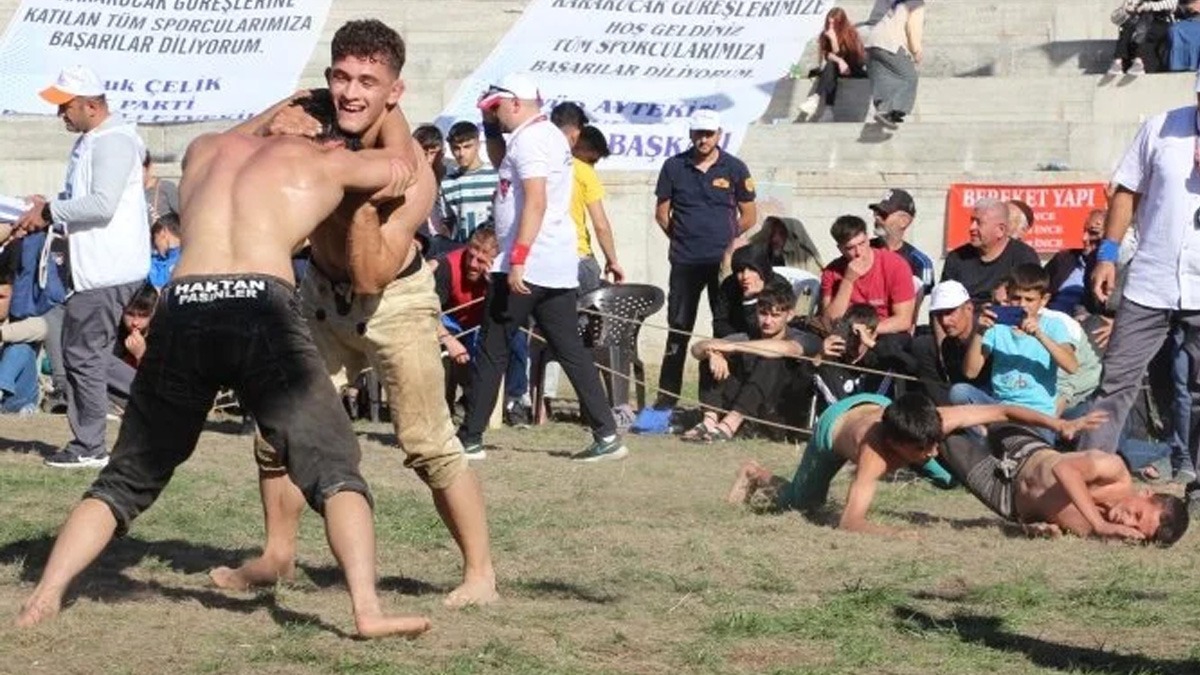 Karakucak Güreşleri'nde başpehlivan Kenan Gör oldu
