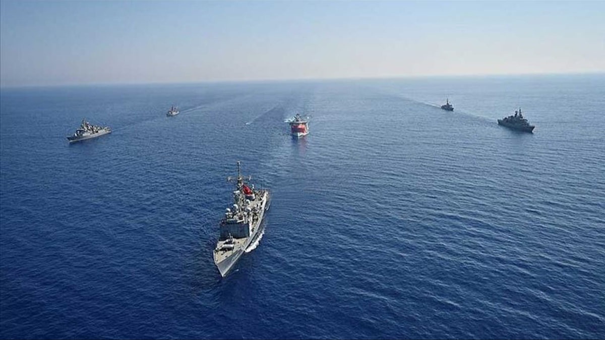 Trk Deniz Kuvvetleri'nden Kbrs aklarnda tatbikat