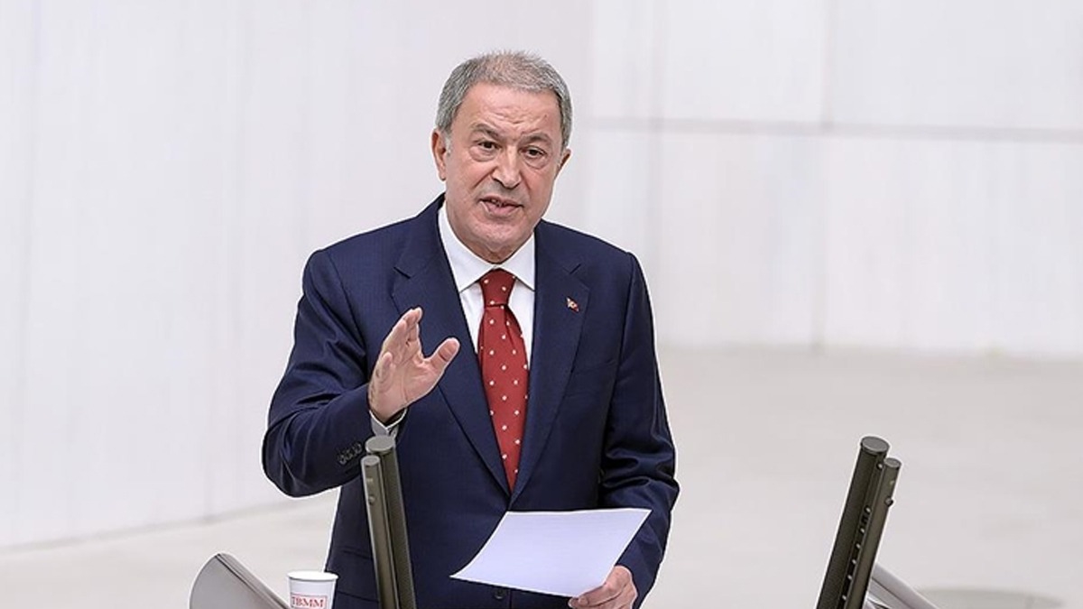 Akar'dan ''tezkere'' aklamas