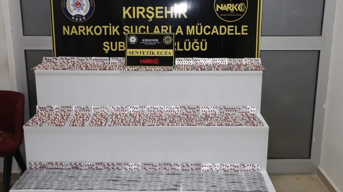 Kırşehir'de 'sentetik ecza hap' operasyonu