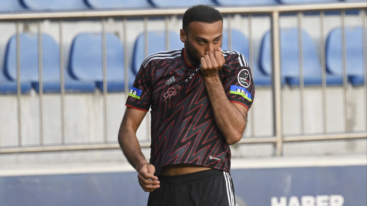 te Cenk Tosun'un Galatasaray'a kar karnesi