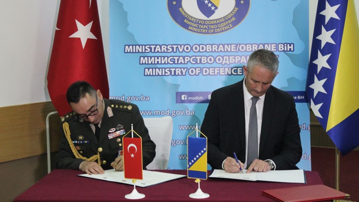 MSB'den dost lke Bosna Hersek'in savunmasna destek
