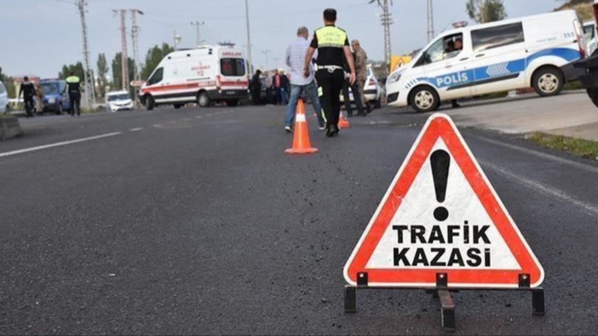 Siverek'te iki kamyonet arpt! 20 yaral