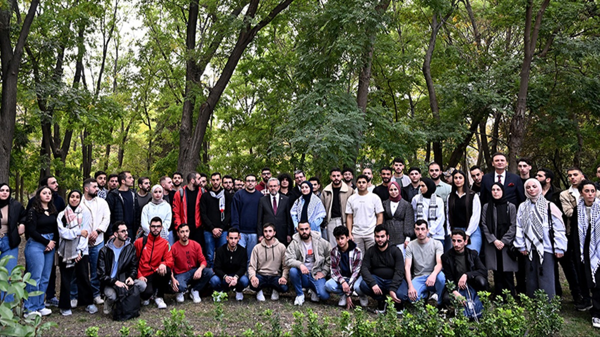 Trkiye'de eitim gren Filistinli renciler yaadklar znty tarif etti