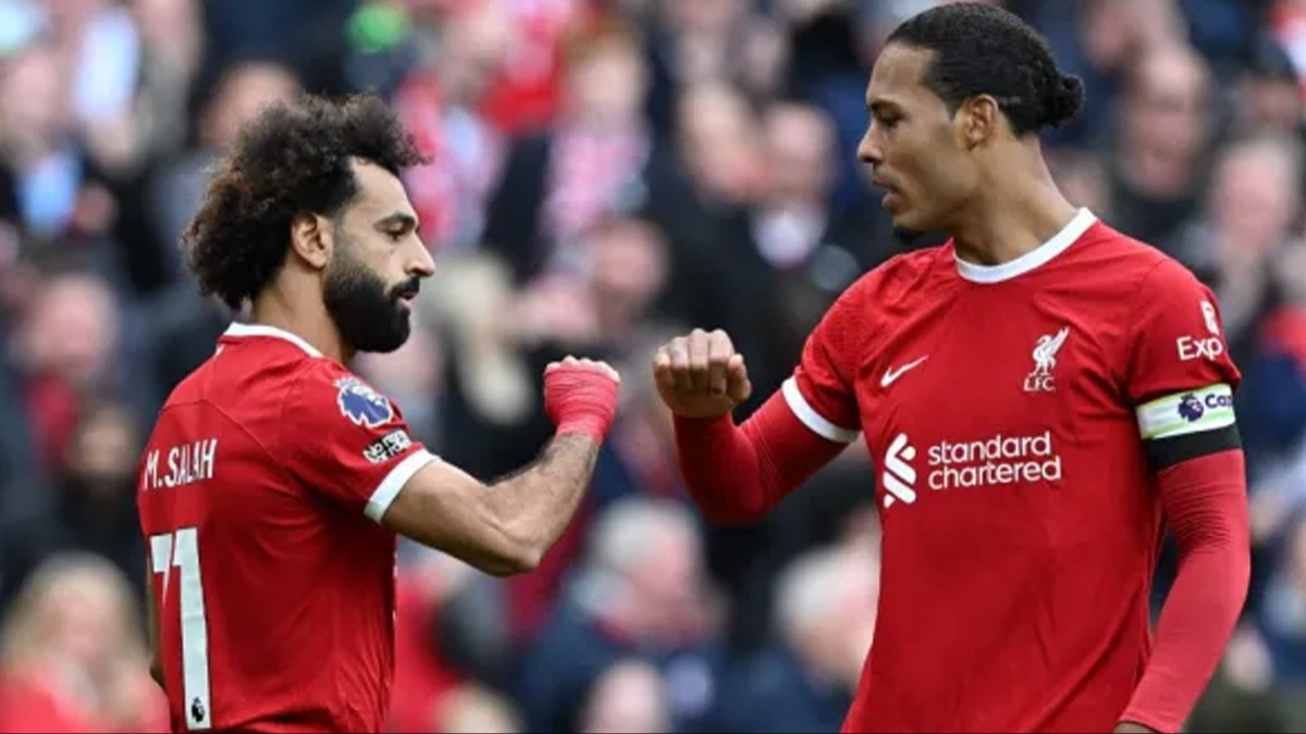 Liverpool, derbide Everton'u 2-0 malup etti