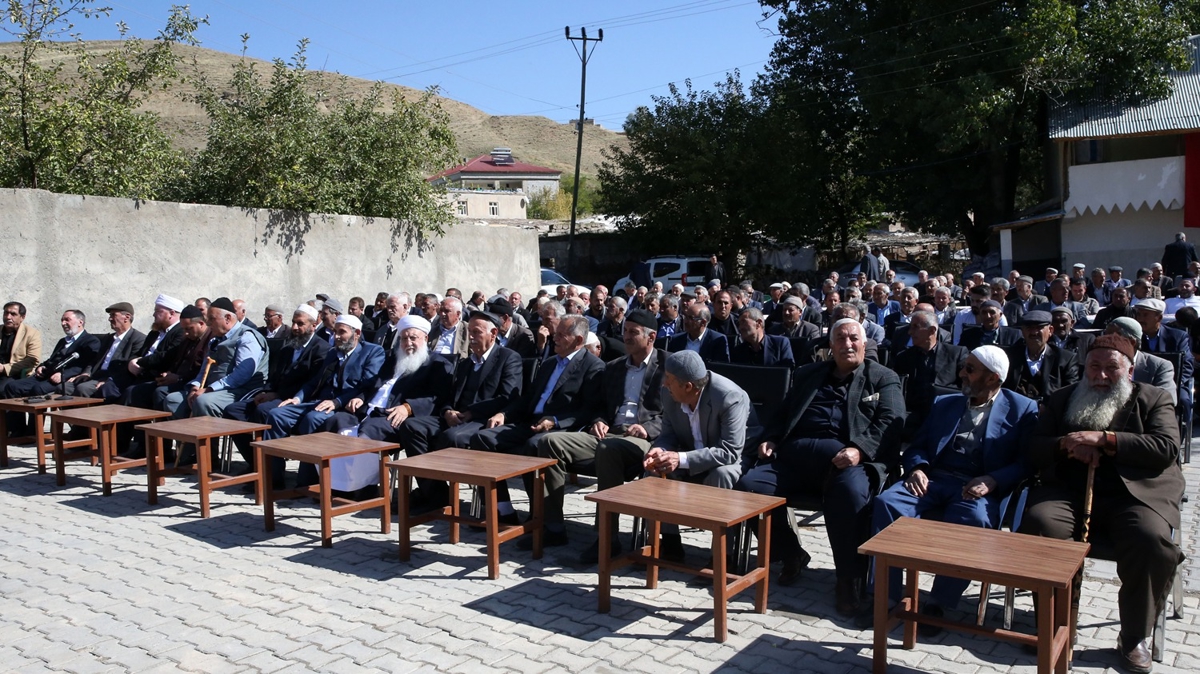 25 yllk husumet kanaat nderlerinin devreye girmesiyle son buldu