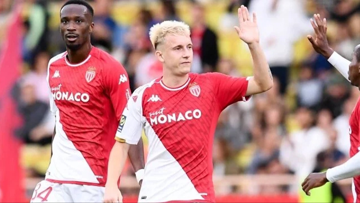 Monaco, Metz'i Golovin ile devirdi