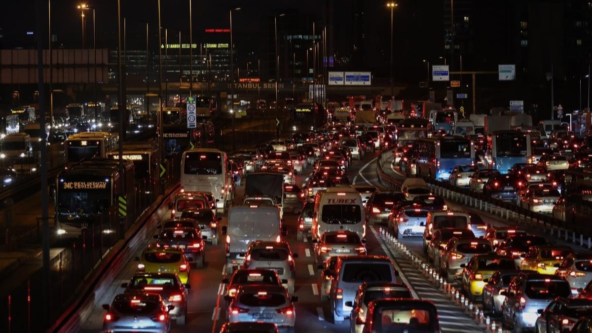 stanbul'da trafik younluu 