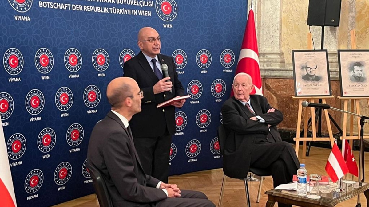Viyana Bykelisi Ceyhun: ehit Trk diplomatlar unutulmayacak