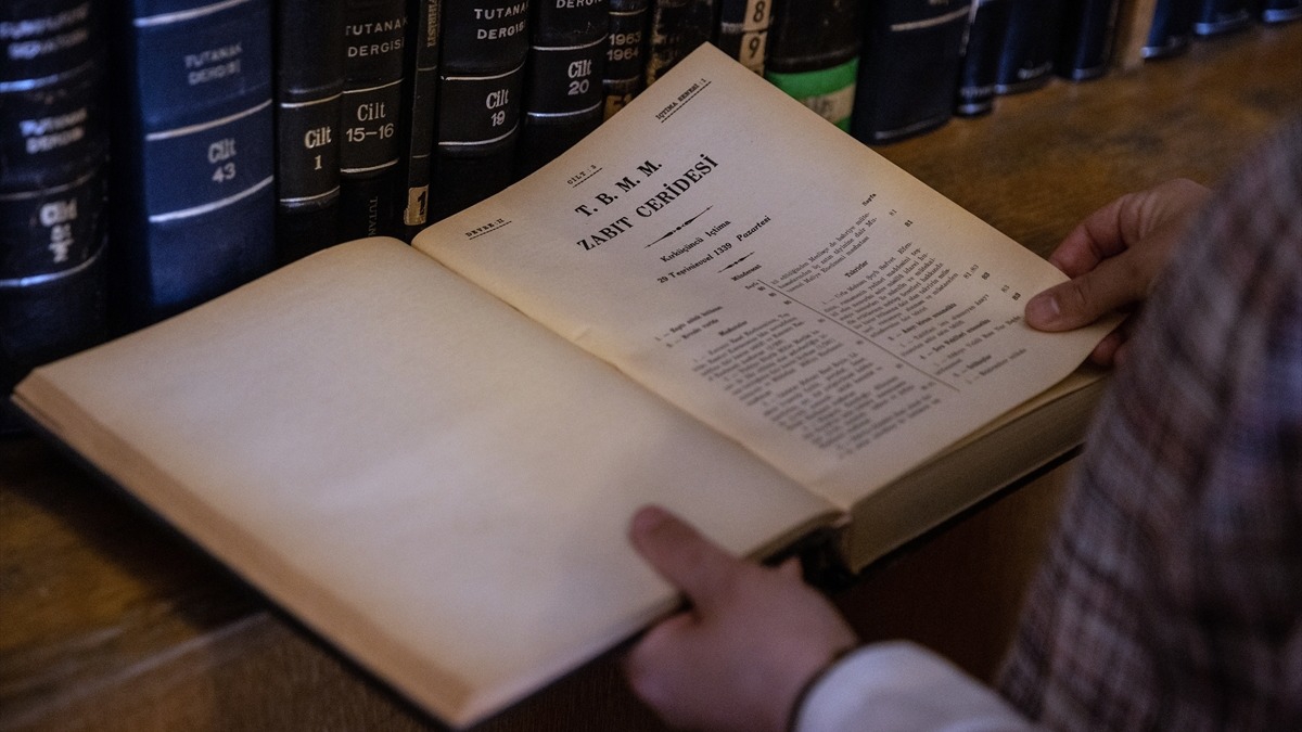 29 Ekim 1923 tarihli oturumdaki konumalar TBMM tutanaklarnda