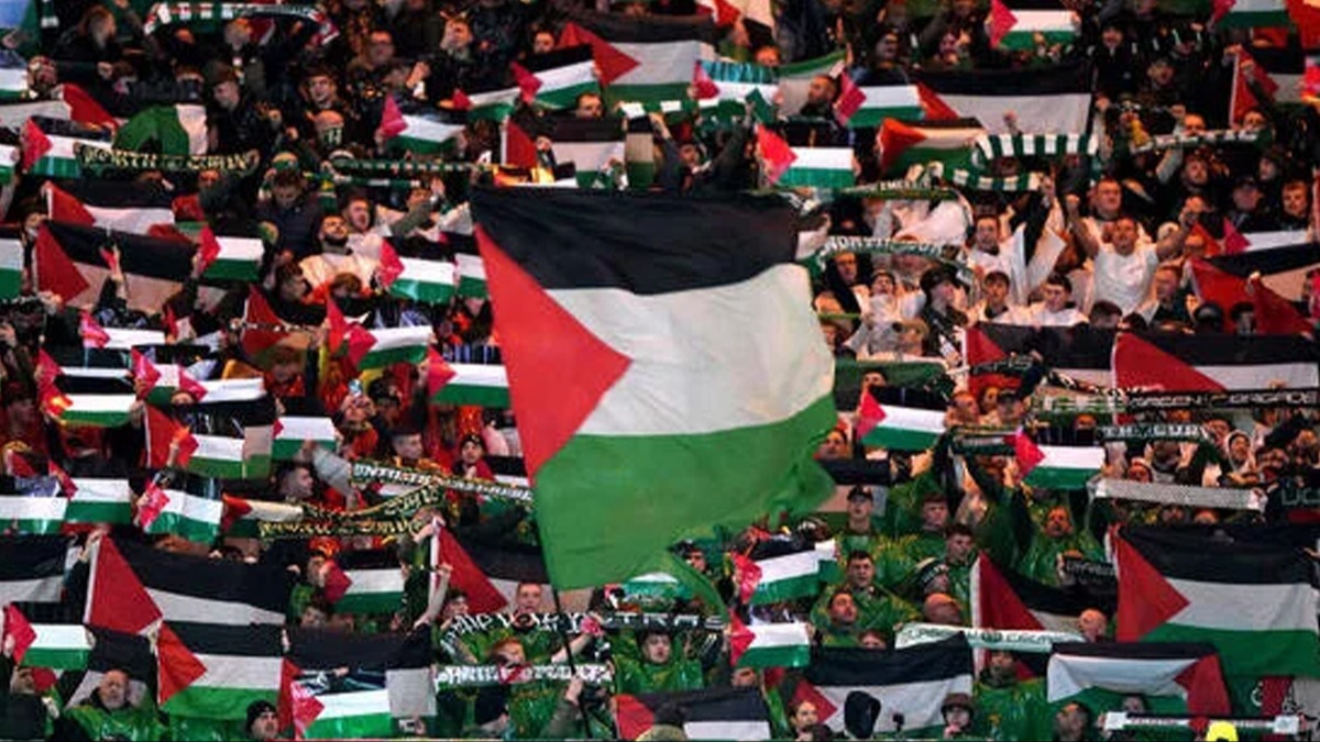 Celtic taraftar, Filistin bayra yasana aldrmad!