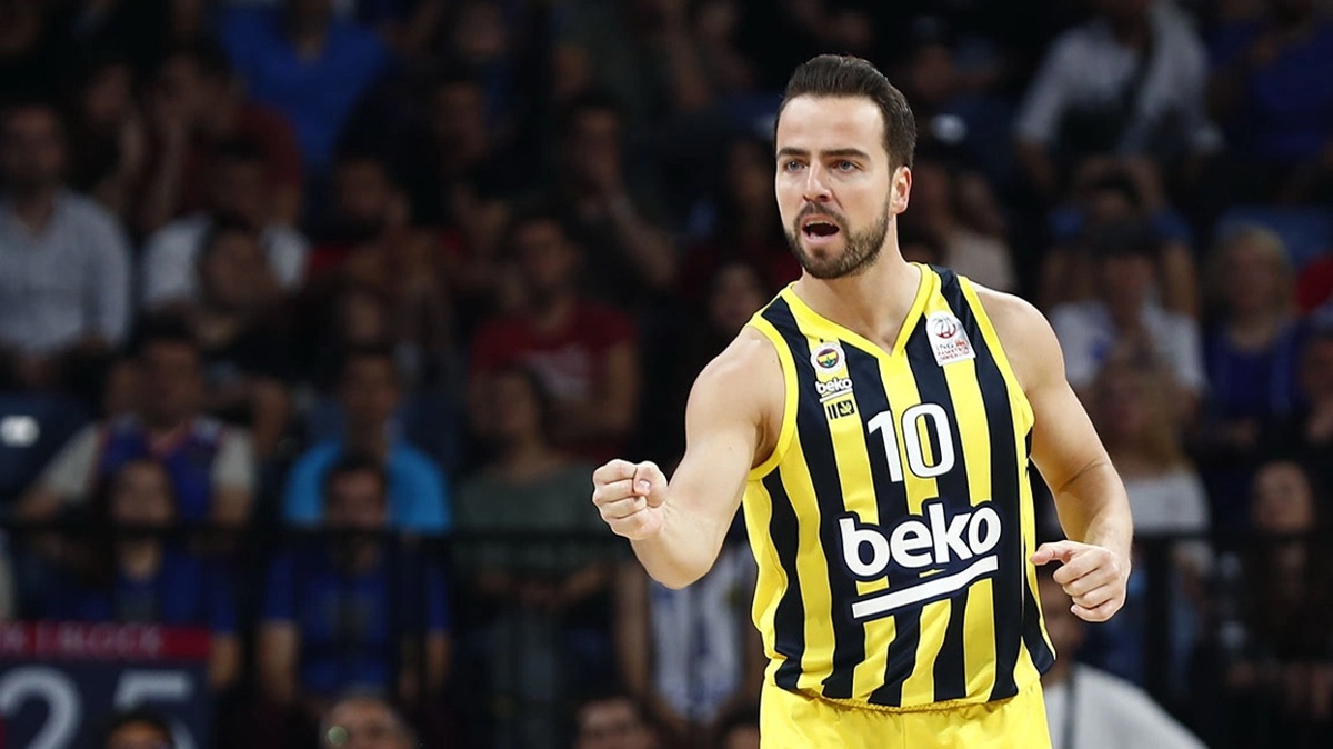 Melih Mahmutolu 3000 say barajn at