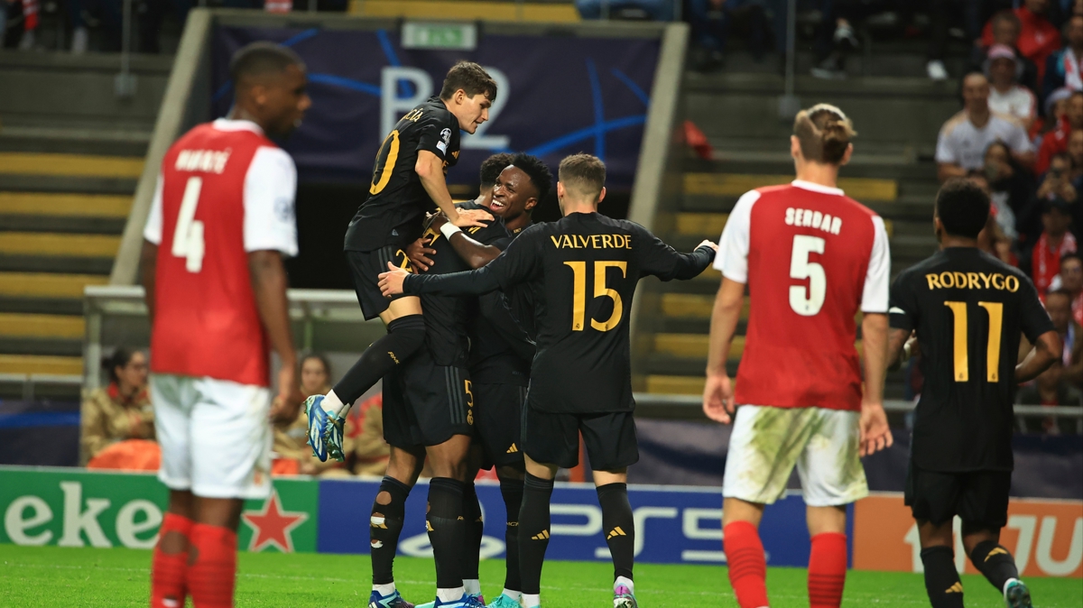 Real Madrid zirvedeki yerini salamlatrd!