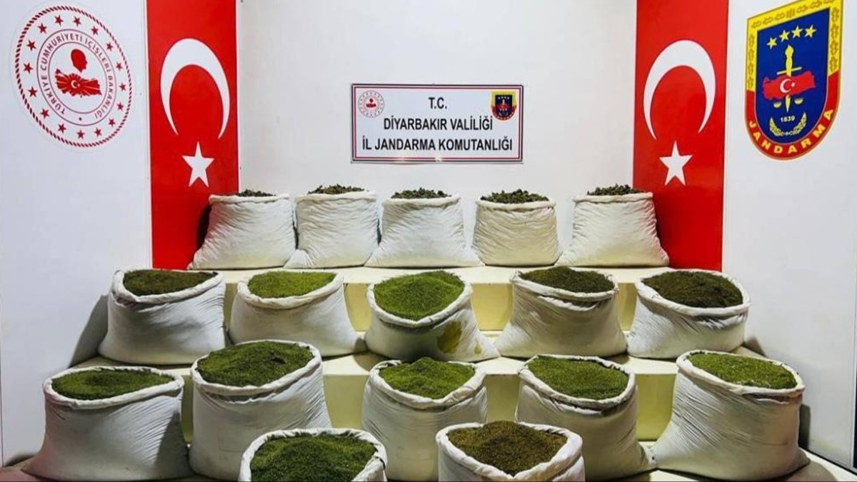 Zehir tacirlerine ar darbe! Tam 1 ton 354 kilogram 