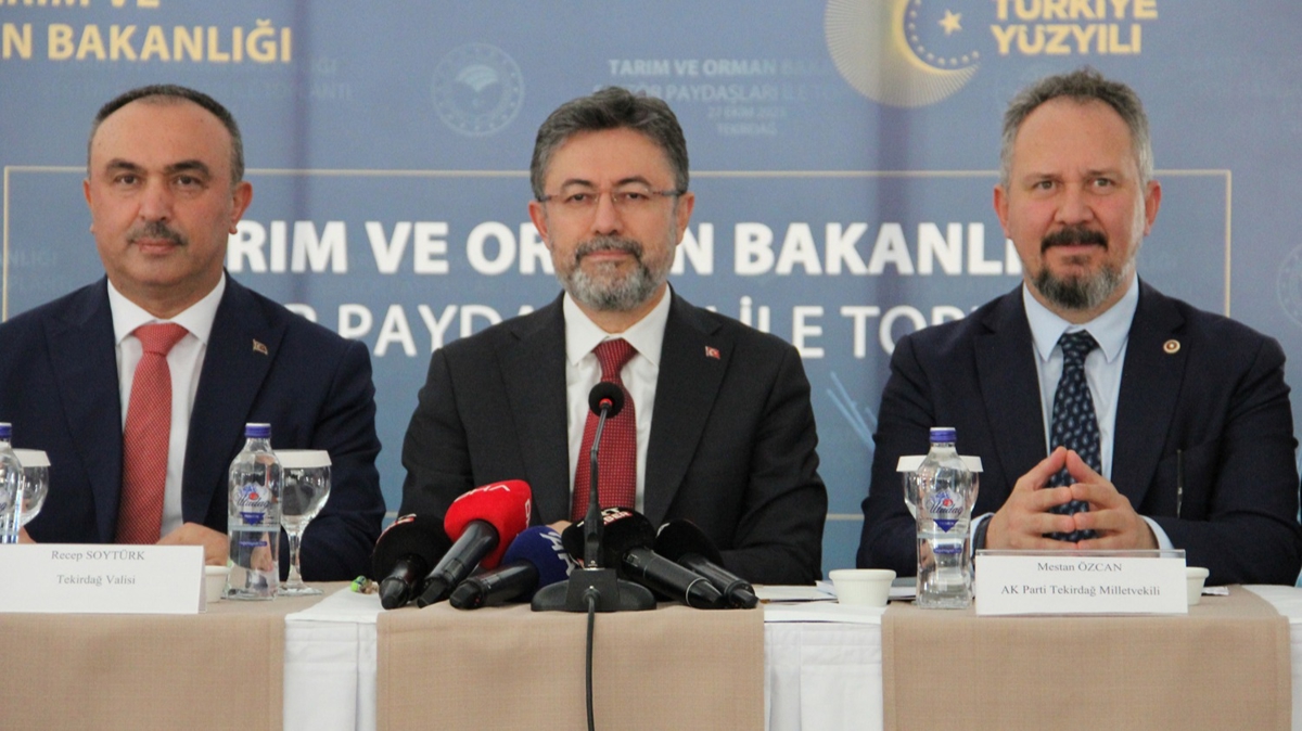 Bakan Yumakl: Yerli ve milli tohum eken iftiler kuraklktan daha az etkilendi