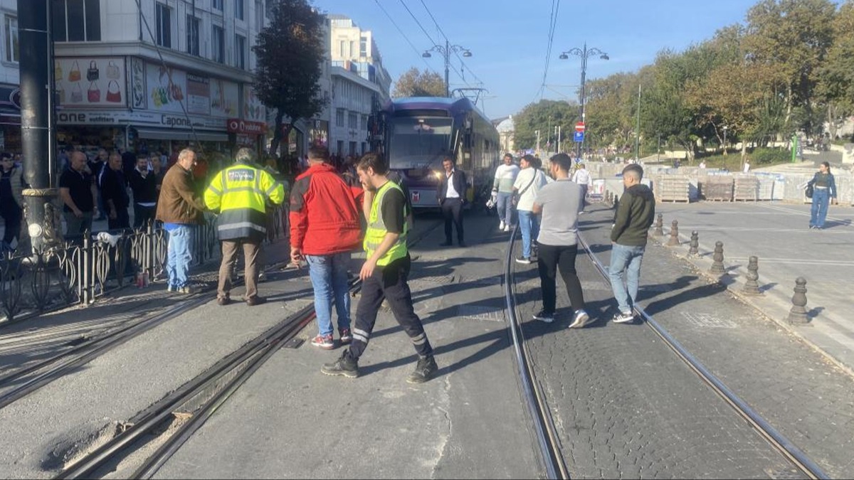 Bir BB klasii! Yoluna yryerek devam eden vatandalar isyan etti: Her tarafta byle sknt var