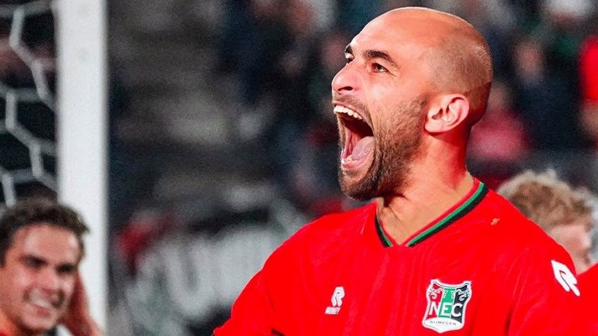 Bas Dost'tan aklama