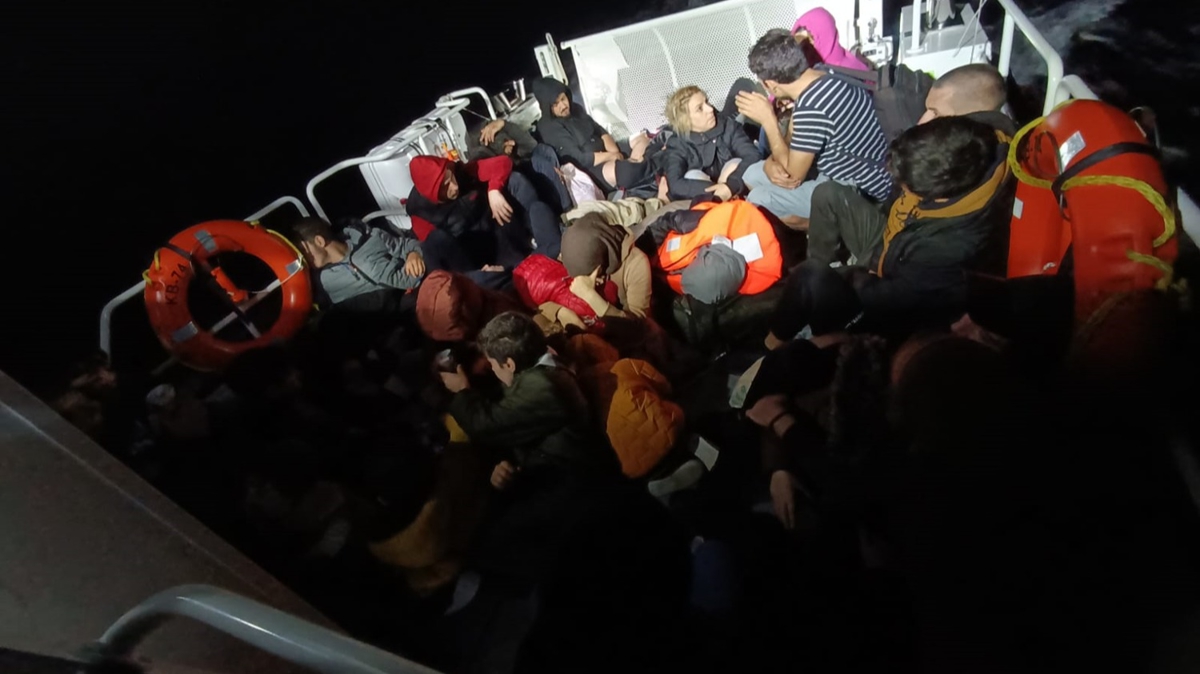 Fethiye aklarnda 33 dzensiz gmen yakaland 