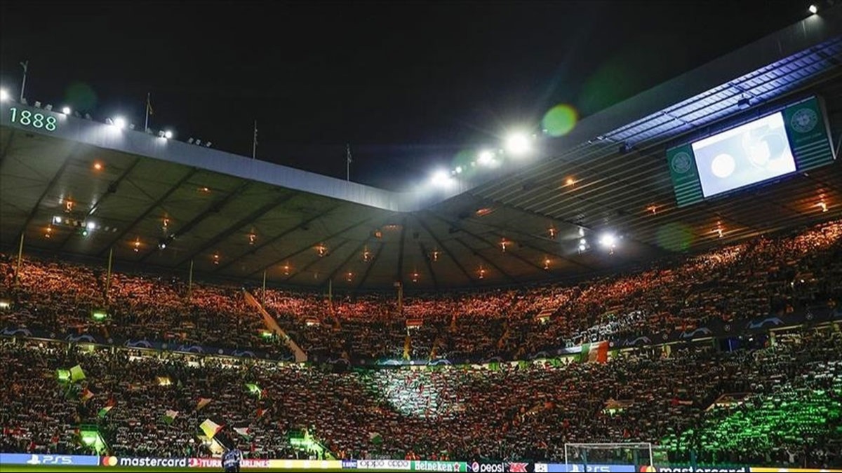 Yasaa ramen Celtic Park'ta ok sayda Filistin bayra dalgalanacak