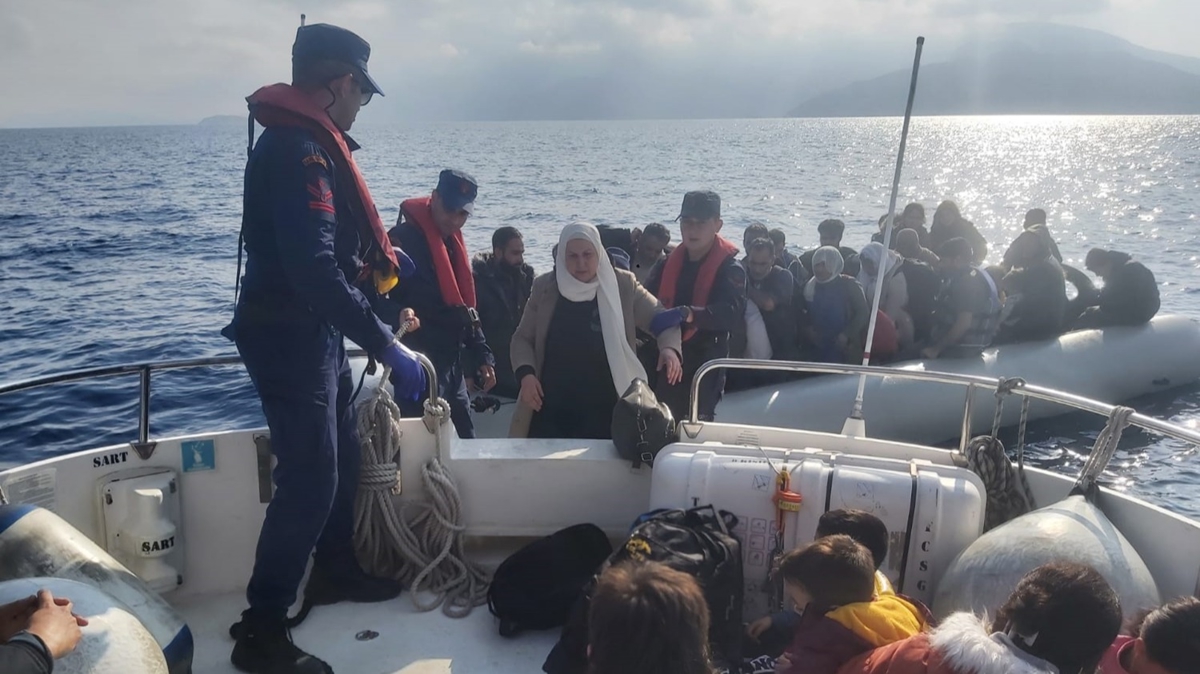 Yunanistan'n Trk kara sularna ittii 113 gmen kurtarld